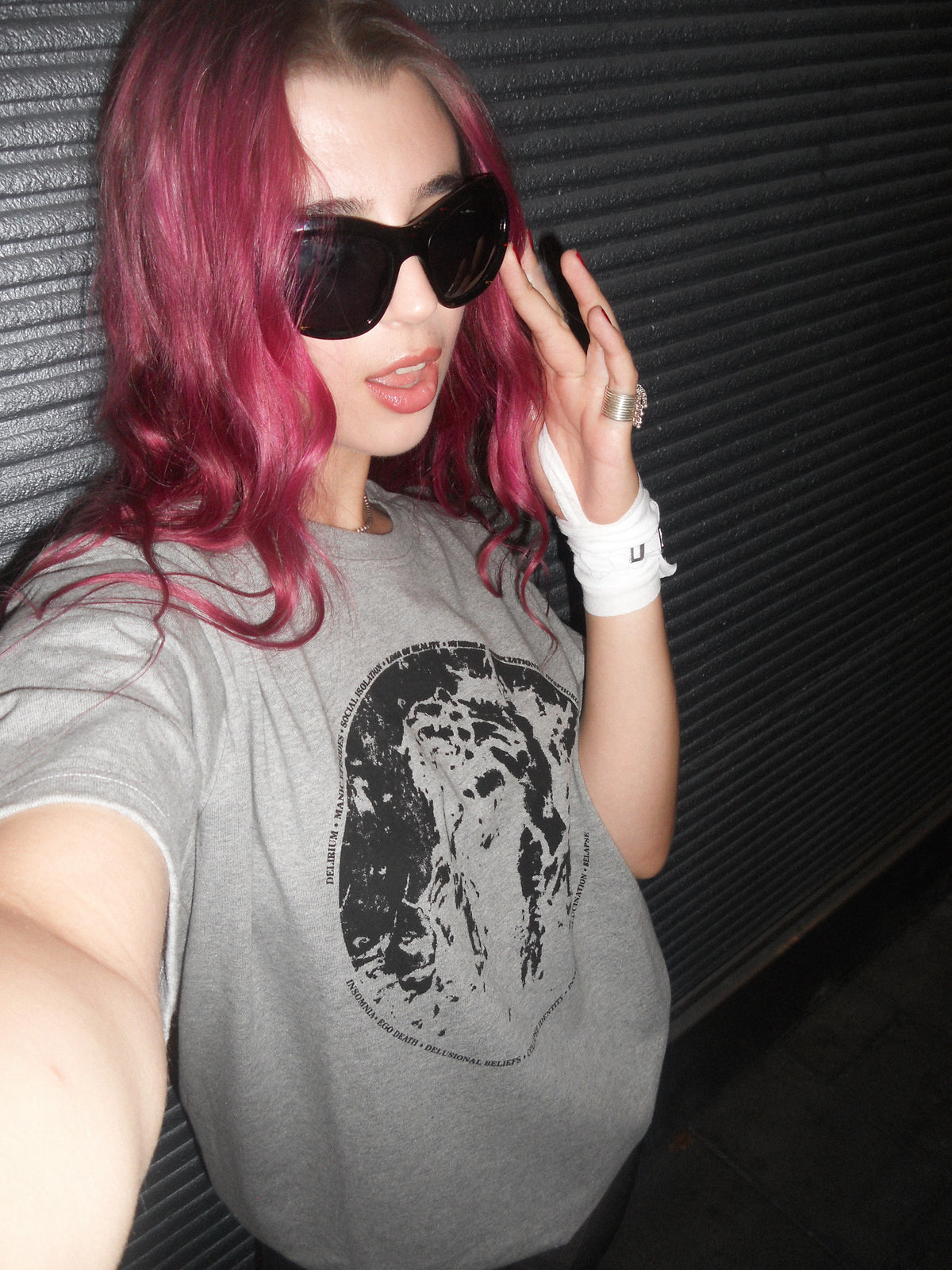 PSYCHOTIC T/SHIRT [PARANOIA GREY]